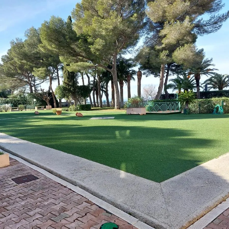 Apartment Mediterranee Paradise Saint-Raphael
