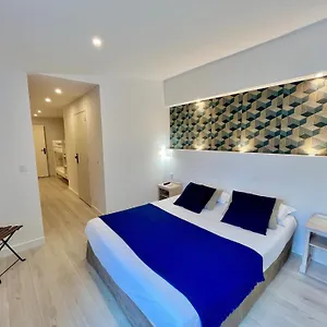Hotel De Flore, Saint-Raphael (Var)